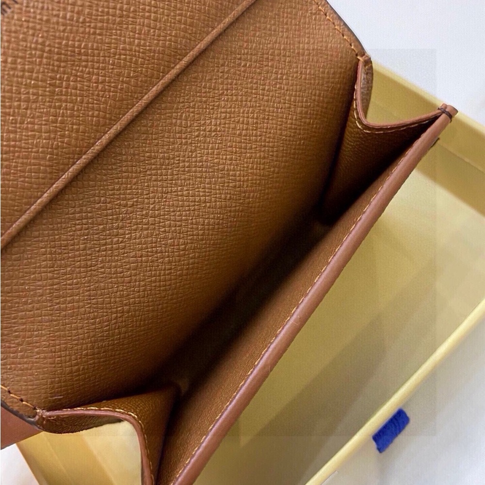 Chanel Wallet - Picture 5 of 5